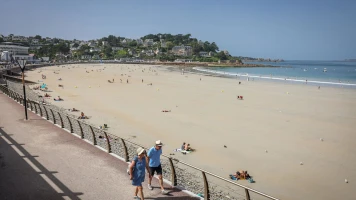 Top villes côtières pour échapper à la chaleur estivale - Le Parisien