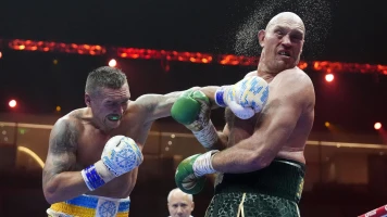 Oleksandr Usyk, Champion Incontesté des Poids Lourds, Unifie les Titres