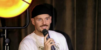 Matt Pokora, non sollicité pour les JO de Paris, soutient Aya Nakamura