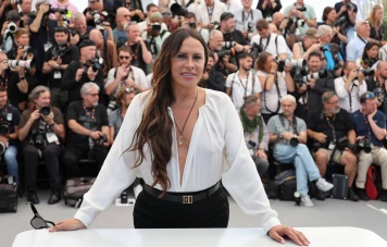 Karla Sofía Gascón : Transition, menaces et triomphe dans le film d'Emilia Perez