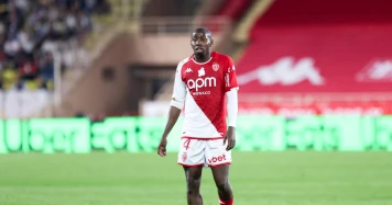 Controverse en Ligue 1: Camara masque le logo anti-homophobie, Mohamed absent