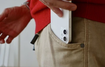 Adolescent brésilien tue sa famille pour un téléphone confisqué