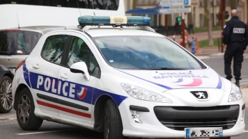 Grenade Explosion à Aubervilliers: Deux Blessés, Fuite en Scooter