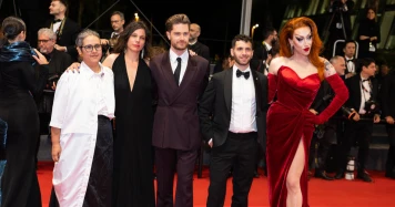 Queer Palm Award à Cannes : 'Trois Kilomètres' et 'Las Novias del Sur' triomphent