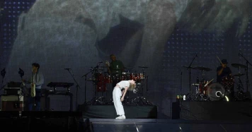 Comment l'ouverture d'un concert peut booster la carrière d'un artiste débutant