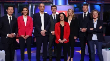Le RN en tête des sondages pour les élections européennes en France, avec 33 % de soutien des électeurs