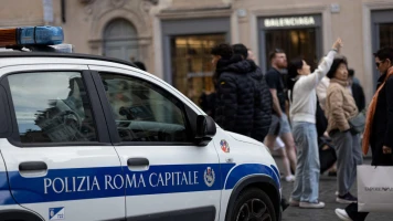 Italie : elle abandonne sa fille sur la bande d’arrêt d’urgence de l’autoroute à cause d’une mauvaise note en latin