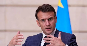Macron face à des critiques: Immigration, dette publique et réformes insuffisantes