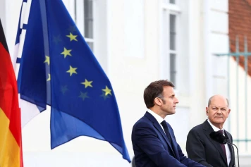 Macron et Scholz soutiennent l'Ukraine militairement, évitant l'escalade russe