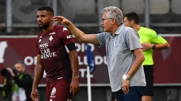Défaite du FC Metz : Udol critique l'esprit d'équipe et les tensions avec l'entraîneur Bölöni