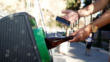 Terradona's Cliiink: Récompense pour le recyclage du verre en France