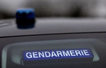 Jeune de 20 ans arrêté pour avoir tiré sur son père à Livarot-Pays-d’Auge