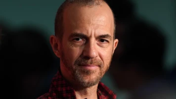 Calogero conteste l'utilisation non autorisée de sa chanson '1987' en politique