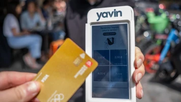 Pourboires par carte bancaire: Nouvelle tendance dans les cafés et restaurants