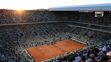 Zverev vs Ruud : La demi-finale de Roland-Garros critiquée pour ses tribunes vides
