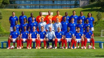 Équipe de Football Française Prête pour l'Euro, Photo Officielle Révélée