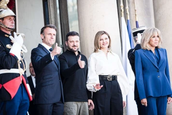 Zelensky sollicite un soutien renforcé face à l'agression russe en Ukraine