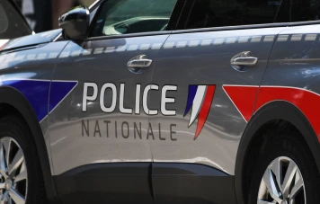 Enquête ouverte pour homicide volontaire par une policière à Cherbourg