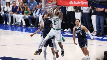 Les Boston Celtics se rapprochent de leur 18e titre NBA en dominant les Dallas Mavericks 3-0