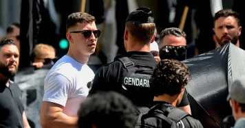 Le fils d'un dirigeant du Rassemblement national arrêté pour une agression homophobe à Paris