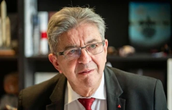 Jean-Luc Mélenchon: L'union de la gauche, critique de Macron et défense de l'école gratuite
