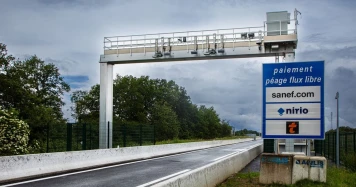 Sanef élimine les barrières de péage pour un système de libre circulation, réduisant ainsi les émissions de CO2