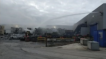 Incendie maîtrisé à l'usine Paprec de Pont-Sainte-Maxence, aucune émanation