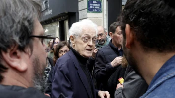 Ex-Premier ministre critique Macron dans une interview au Monde