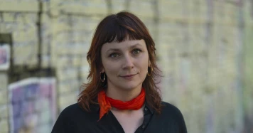 Aliène de Phœbe Clarke : Best-seller de science-fiction et horreur politique