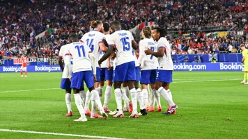 La France triomphe en ouverture de l'Euro 2024 ; la blessure de Mbappé pourrait avoir un impact sur le prochain match