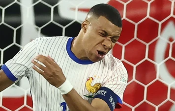 Kylian Mbappé blessé mais la France gagne 1-0 contre l'Autriche