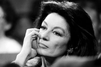 Anouk Aimée: Actrice française emblématique décède à 92 ans