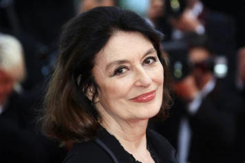 Anouk Aimée: Une vie dédiée au cinéma, une légende française s'éteint