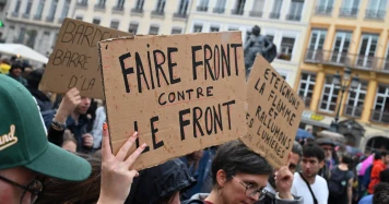 Violence d'extrême droite en France : Actes homophobes et attaques à Paris, Nancy, Angers, Lyon