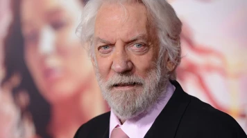 Adieu à Donald Sutherland: Acteur canadien légendaire de Hunger Games et plus