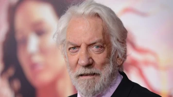 Adieu à Donald Sutherland: Acteur emblématique de Hunger Games et MASH