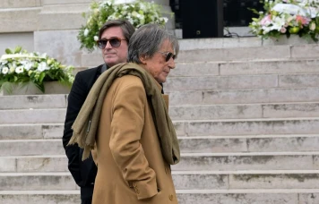 Françoise Hardy: Une icône de la pop française et de la mode nous a quittés