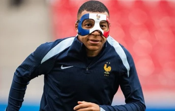 Résumé du football: Victoire de l'Espagne, match nul de l'Angleterre, Kane vise le record