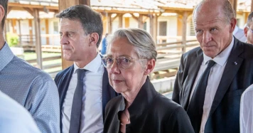 Critiques envers Élisabeth Borne lors de sa visite à Mayotte : un manque d'empathie face aux enseignants