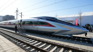 La Chine dévoile le CR450 : un train à grande vitesse record de 450 km/h