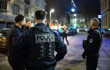 Violences de la Saint-Sylvestre en France : 1.000 véhicules incendiés et 400 interpellations