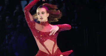 Gabriella Papadakis et Madison Hubbell : Un Duo Révolutionnaire au Gala de Patinage en Suisse