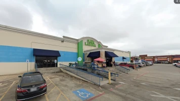 Incendie tragique au Plaza Latina : 579 animaux perdent la vie à Dallas