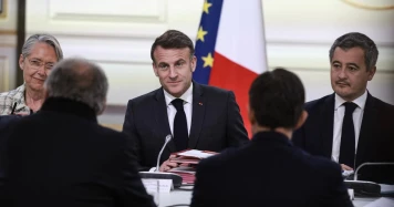 Sondage Odoxa-Backbone : 86 % des Français souhaitent un nouveau Premier ministre en 2025