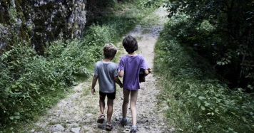 À la recherche du cadeau parfait : un voyage littéraire sur l'amitié et le deuil