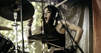Nouvelle Génération de Rock Alternatif en France : Th Da Freak, SCHØØL et Johnny Mafia