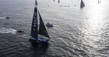Duel Épique au Vendée Globe : Charlie Dalin vs Yoann Richomme