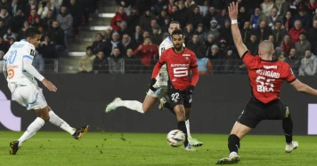 L'Olympique de Marseille triomphe contre Rennes : Mason Greenwood brille sous la direction de De Zerbi