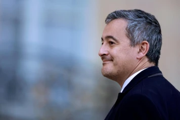 Tensions France-Algerie : Darmanin annonce la fin de l'accord de visa pour les diplomates algériens