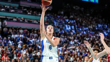 Alexia Chery : Vice-championne olympique de basket, elle annonce sa grossesse